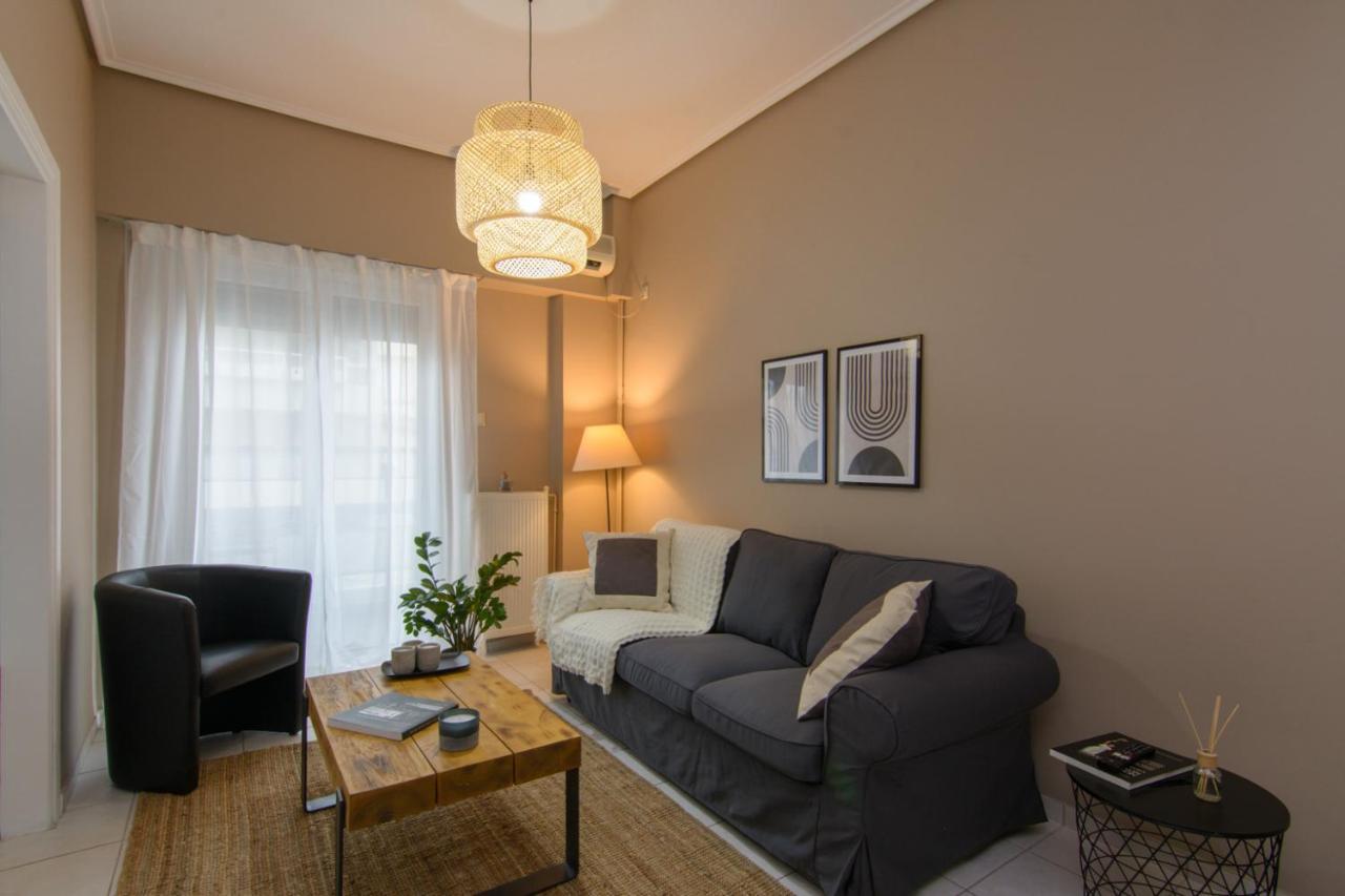 Apt 48, Cozy Apartment In Kalamata City Center エクステリア 写真
